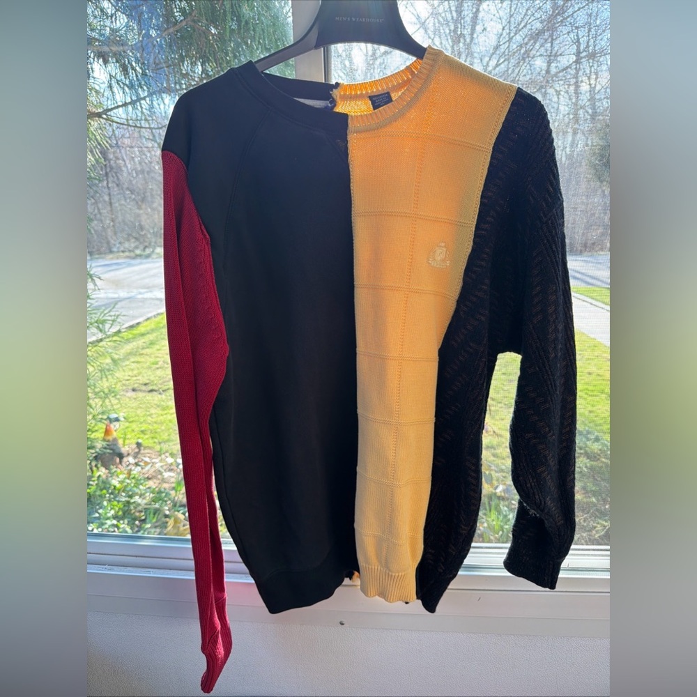 iOS Men’s Size XL Color Block Sweater